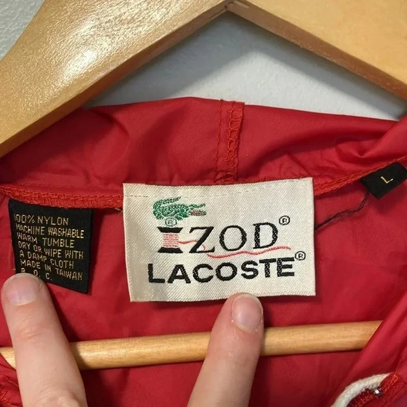Izod Lacoste Vintage Red Windbreaker  with Hood - Picture 3 of 4